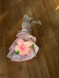 Single lily bouquet