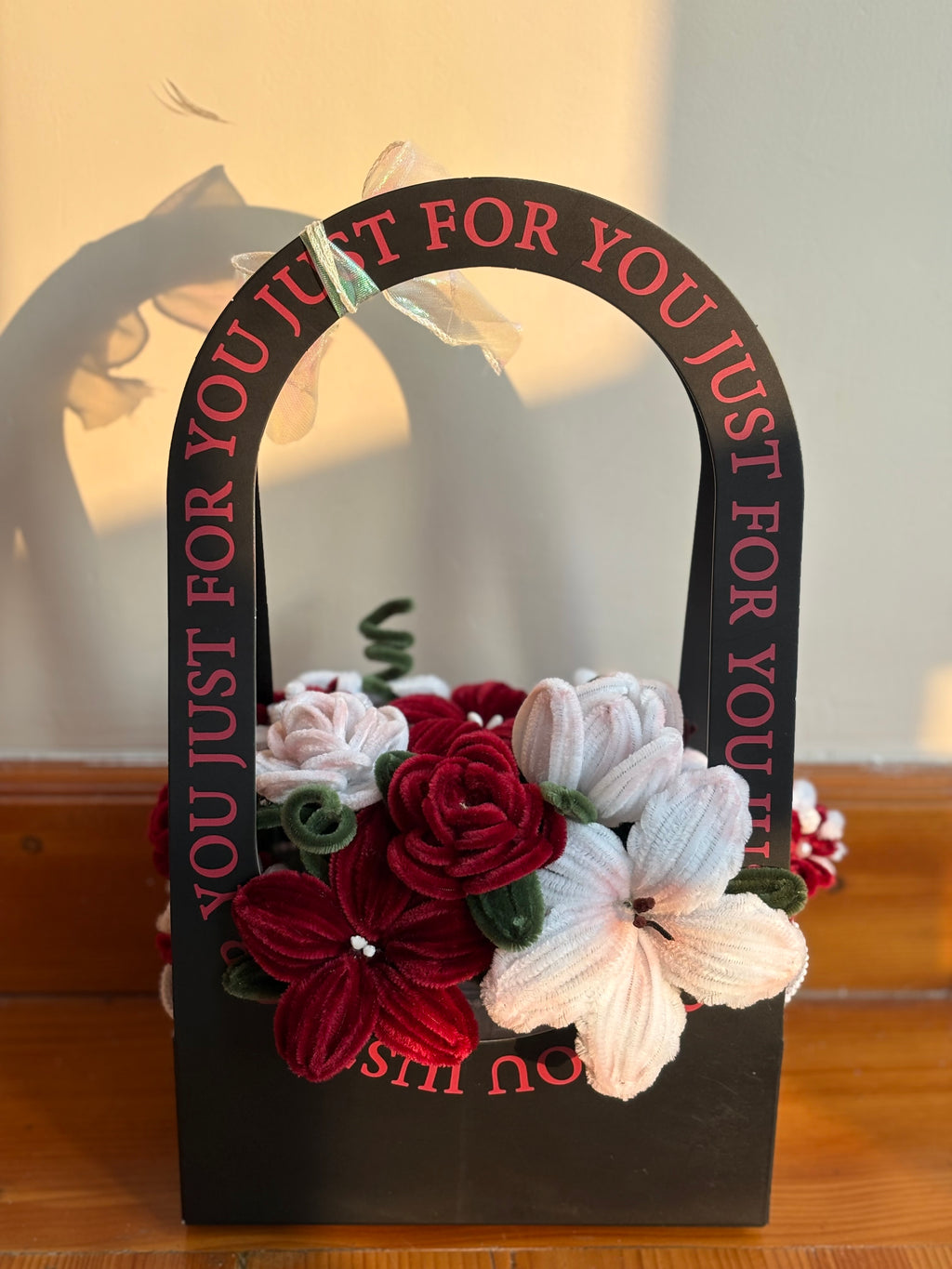 Chic black basket