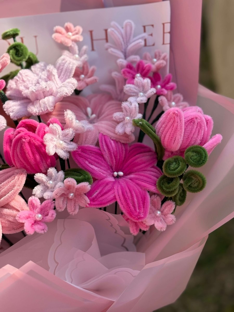 Barbiecore Bouquet🎀 - Artocalypse