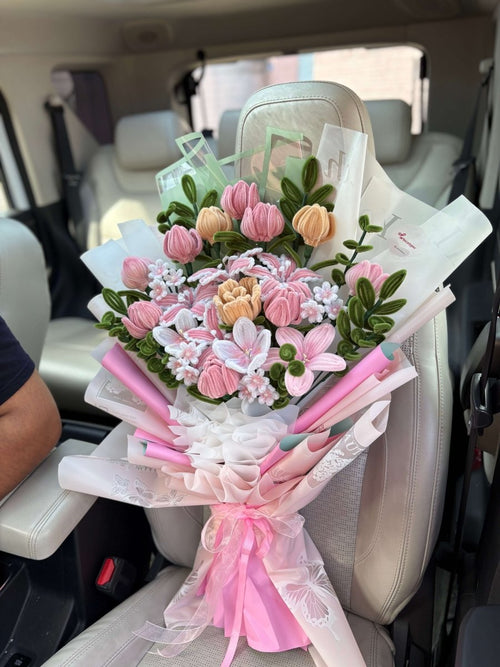 Bloomzilla bouquet🫠 - Artocalypse