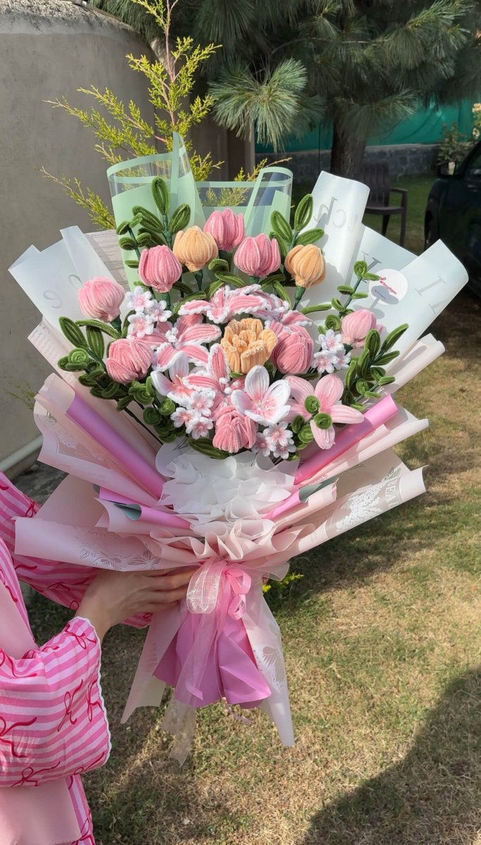 Bloomzilla bouquet🫠 - Artocalypse