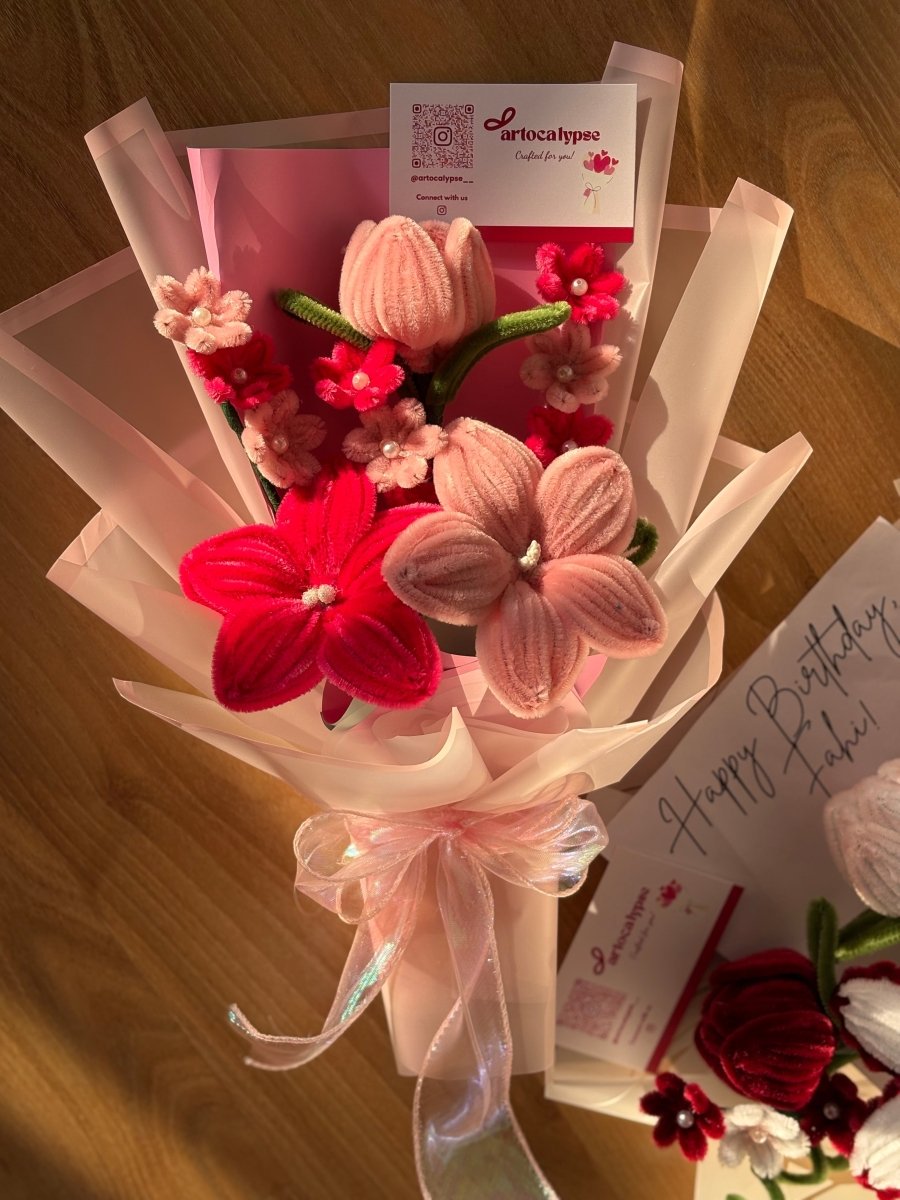 Heal me pink bouquet🌷 - Artocalypse