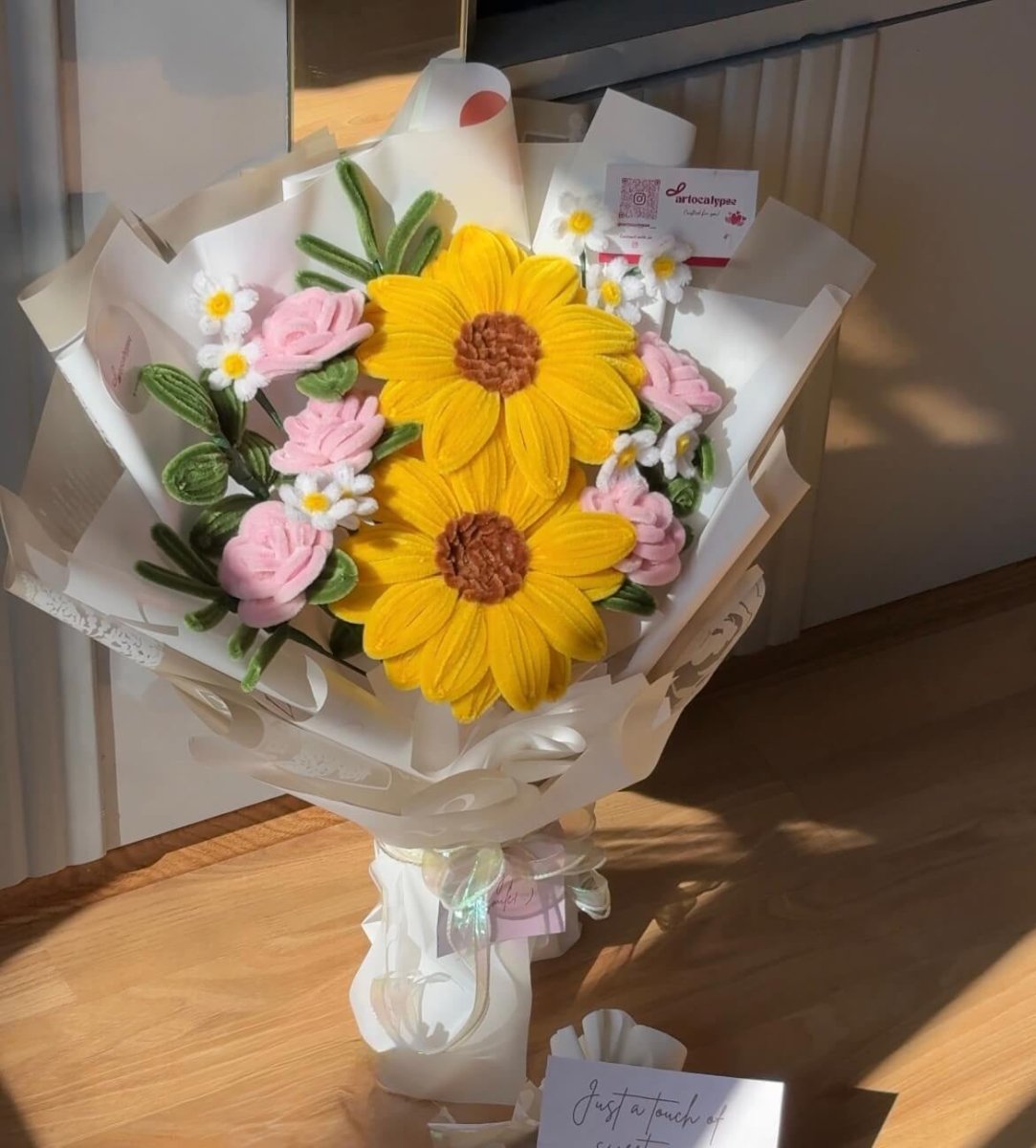 Honey glow bouquet 🍯 - Artocalypse