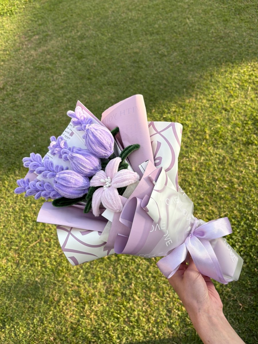 Lavender love bouquet🪻 - Artocalypse