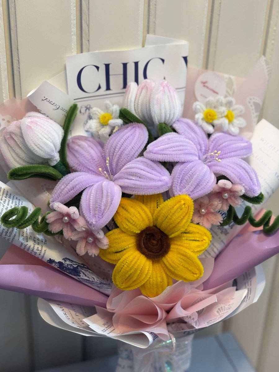 Lavender sunshine bouquet - Artocalypse