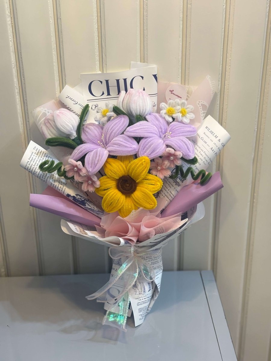 Lavender sunshine bouquet - Artocalypse
