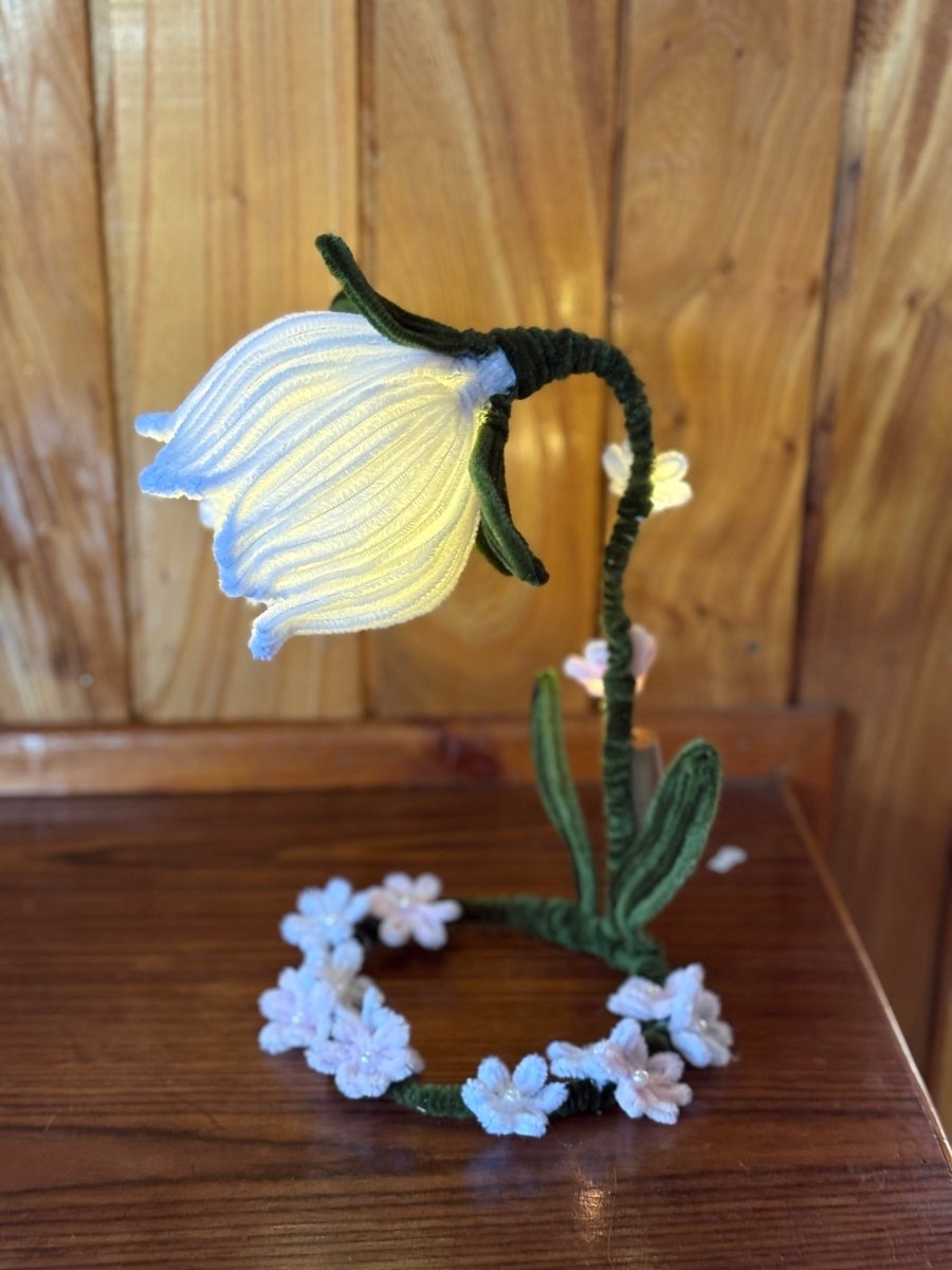 Lily of the valley lamp - Artocalypse