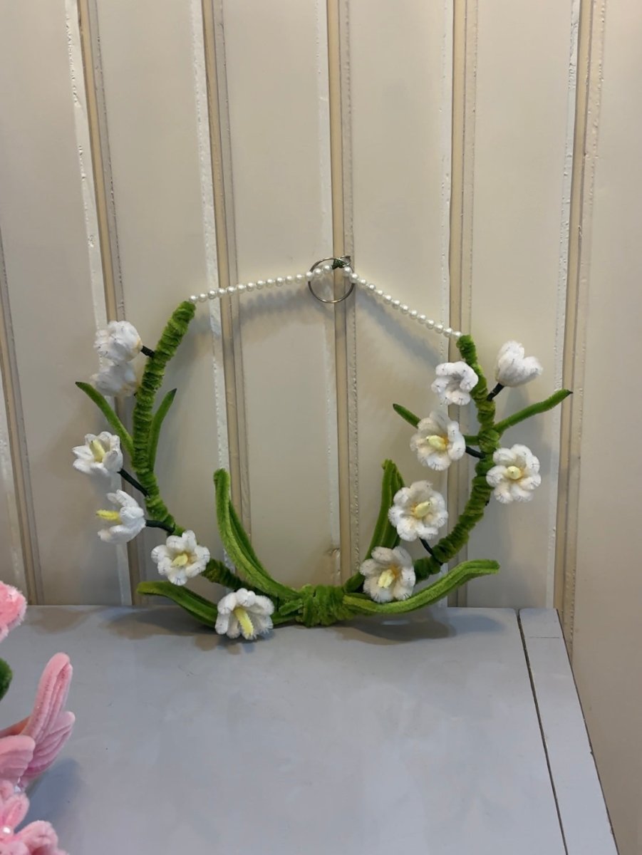 Lily of the valley wall hanging - Artocalypse