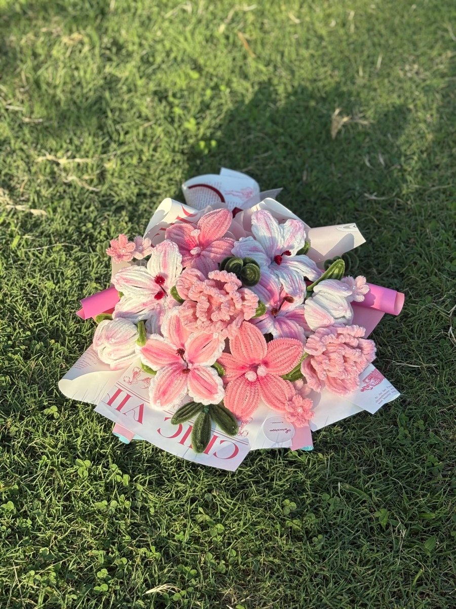 Pink splash bouquet💗 - Artocalypse