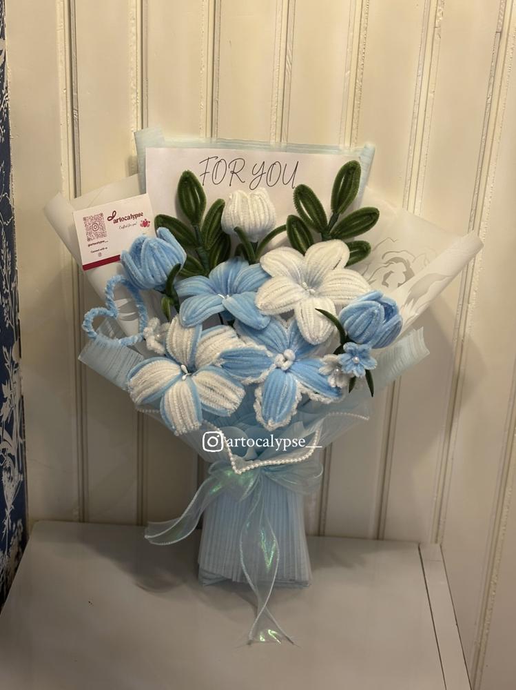Pretty blues bouquet - Artocalypse
