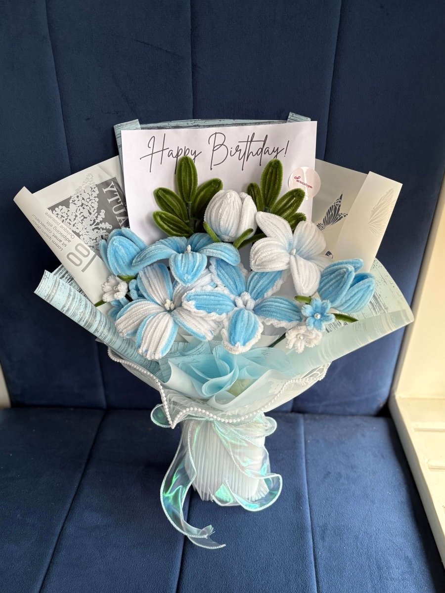 Pretty blues bouquet - Artocalypse