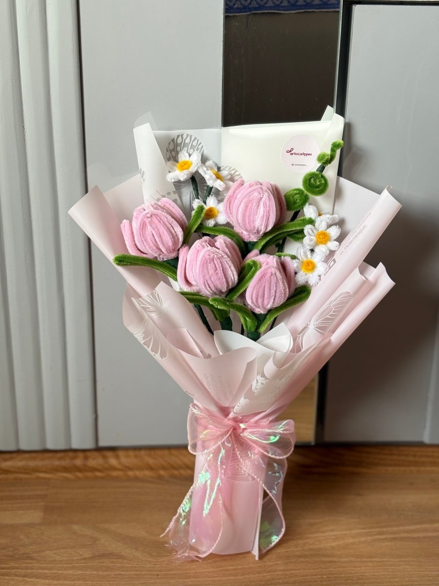 Tulips bouquet - Artocalypse
